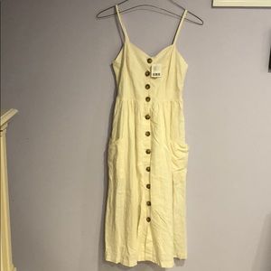 Small Sleeveless Cream Urban Outfitters Dress